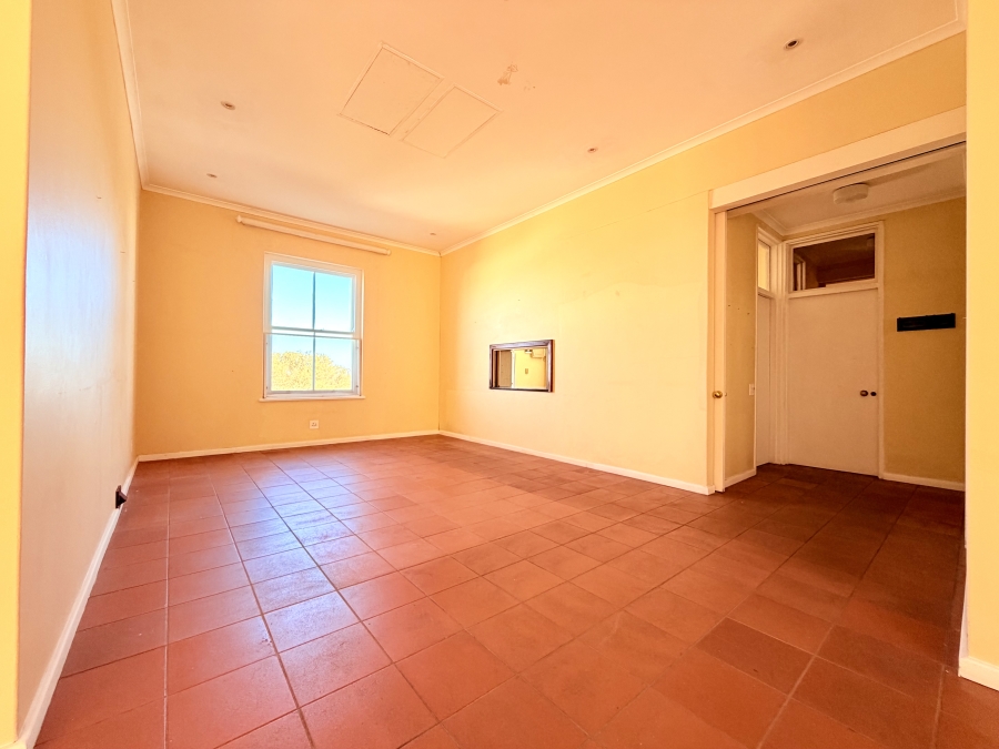 4 Bedroom Property for Sale in Voelklip Western Cape